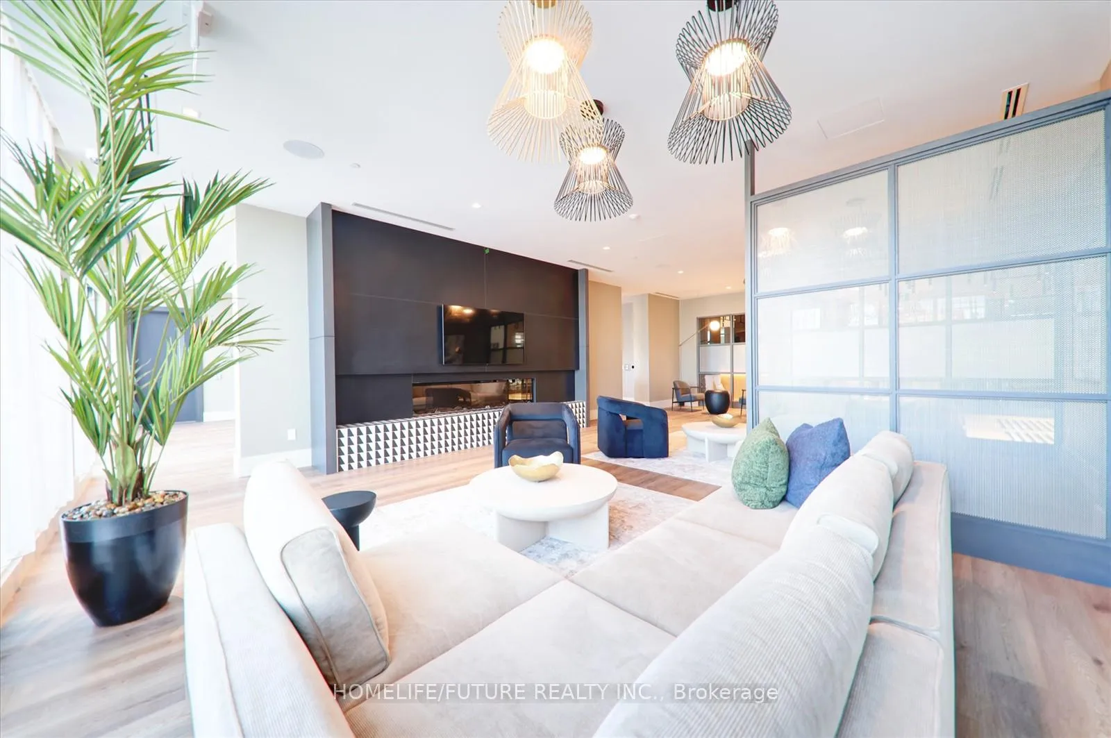 Photo 31 of Unit 1402, 2545 Simcoe Street N, Oshawa, Windfields — HOMEH