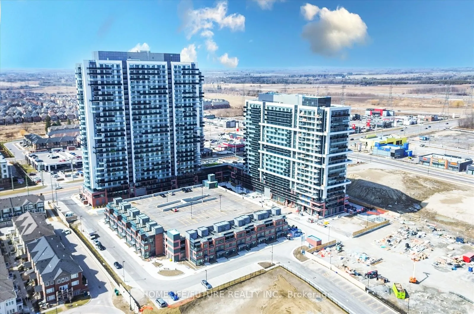 Photo 41 of Unit 1402, 2545 Simcoe Street N, Oshawa, Windfields — HOMEH