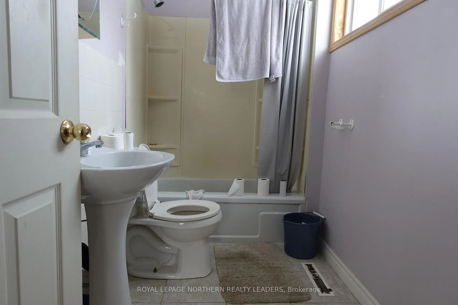 Photo 7 of 215 Galbraith Street, Timmins, SP - Connaught Hill — HOMEH