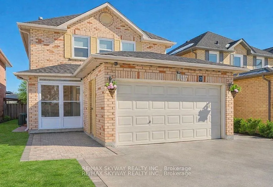 Front of 117 Richvale Drive S