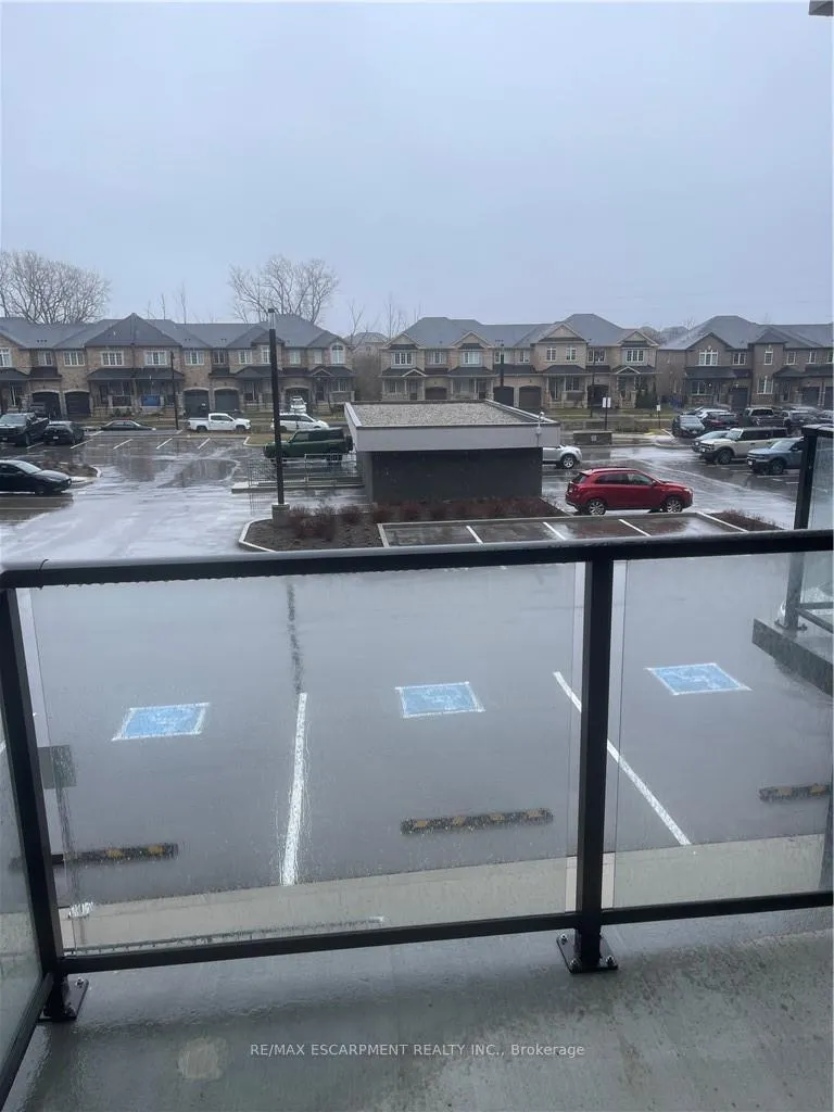 Photo 12 of Unit 214, 450 Dundas Street E, Hamilton, Waterdown — HOMEH