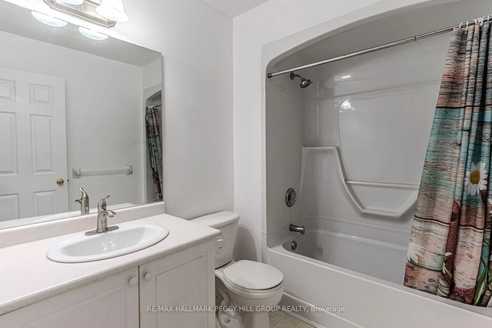Photo 8 of 55 Marlow Circle, Springwater, Hillsdale — HOMEH