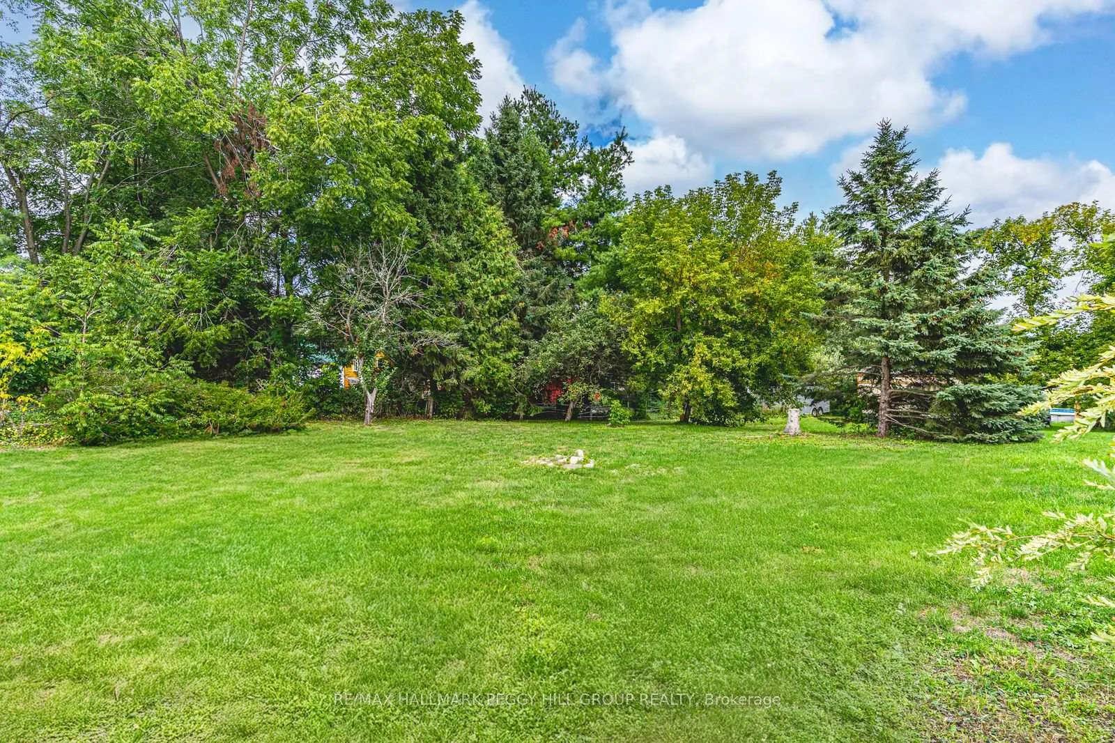 Photo 11 of 55 Marlow Circle, Springwater, Hillsdale — HOMEH