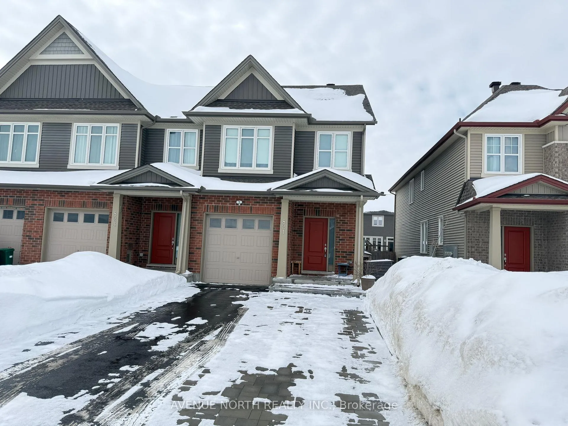 Photo 1 of 821 Cedar Creek Drive, Ottawa, Blossom Park/Kemp Park/Findlay Creek — HOMEH