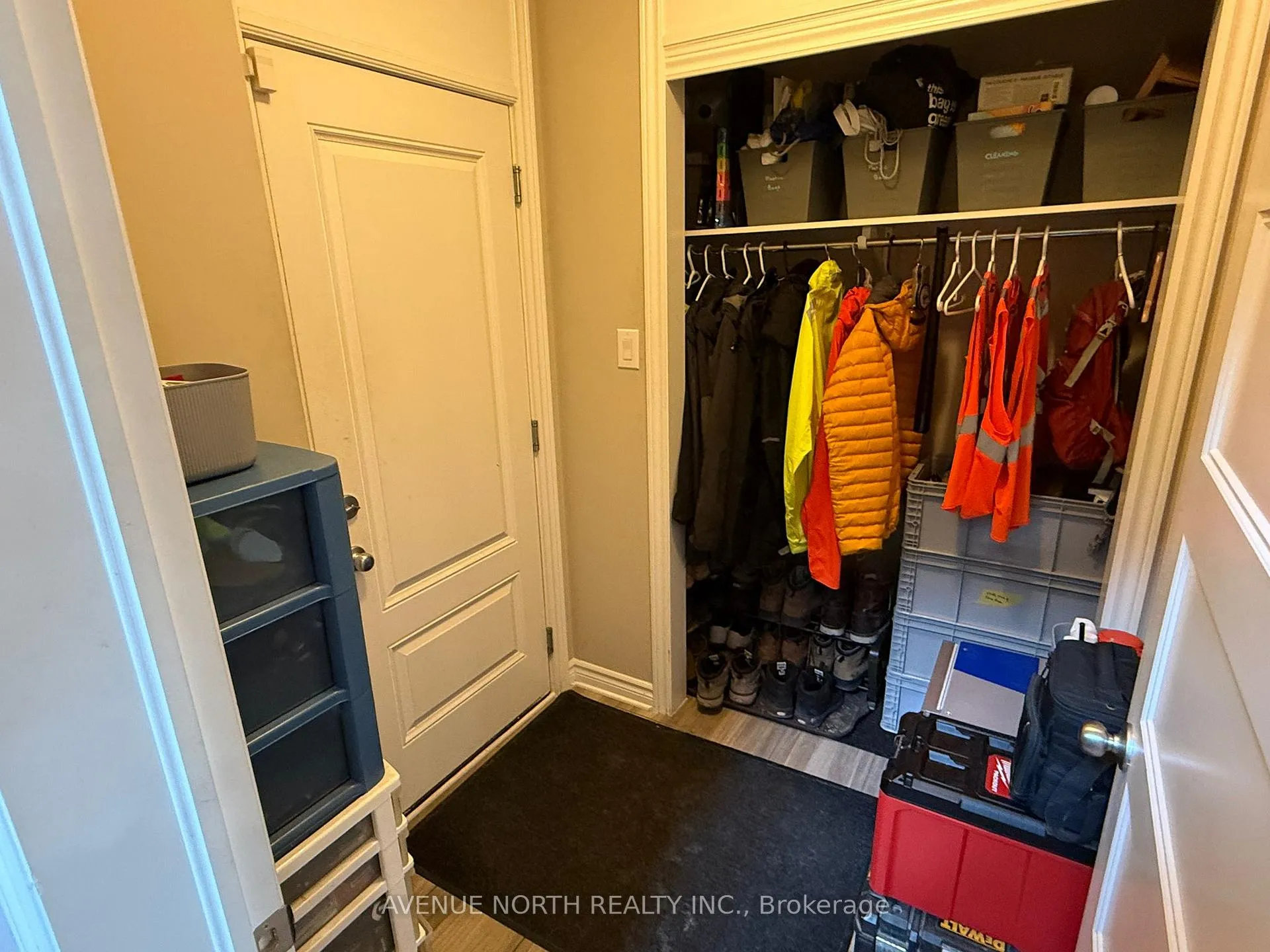 Photo 8 of 821 Cedar Creek Drive, Ottawa, Blossom Park/Kemp Park/Findlay Creek — HOMEH