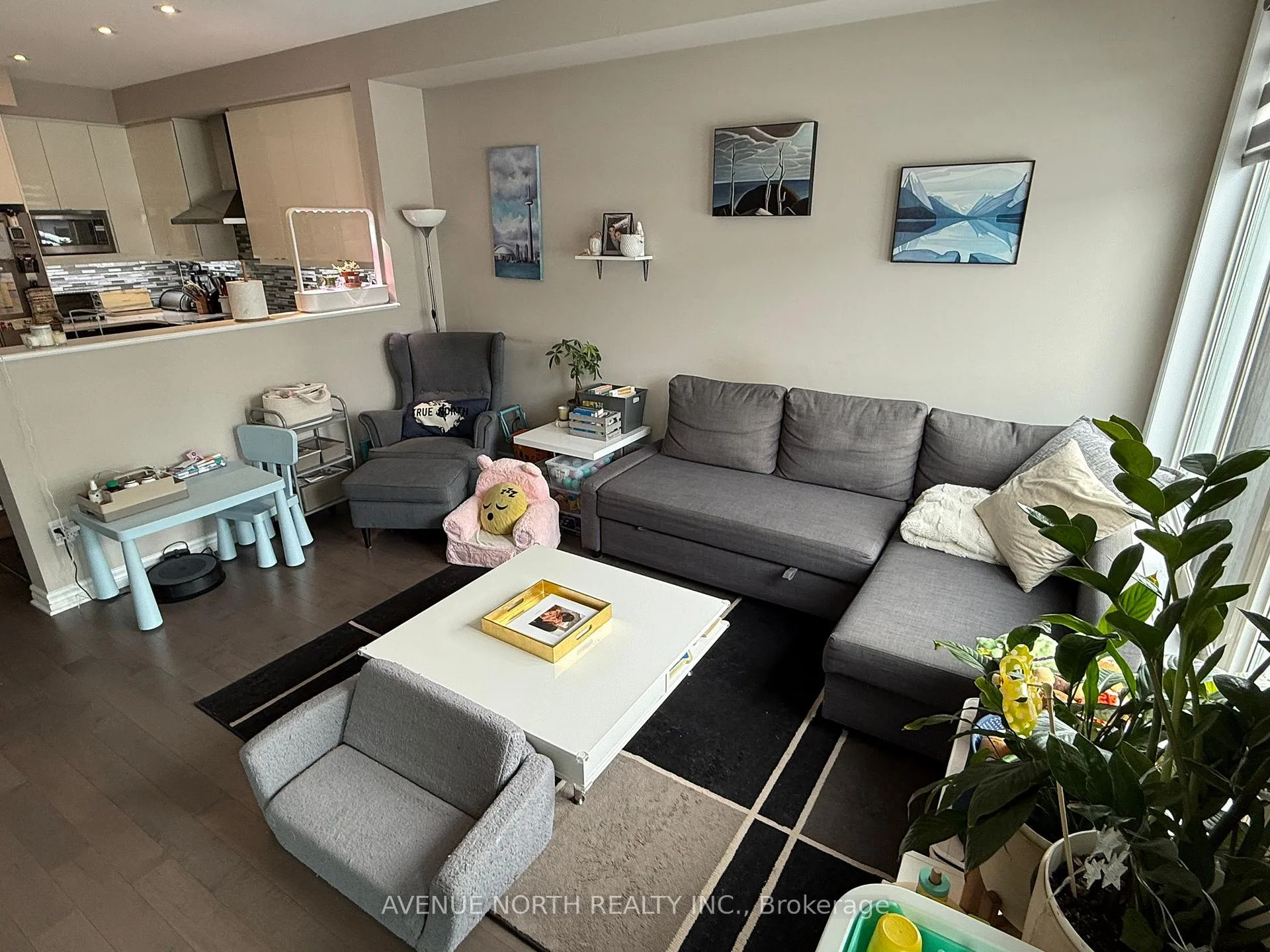 Photo 12 of 821 Cedar Creek Drive, Ottawa, Blossom Park/Kemp Park/Findlay Creek — HOMEH