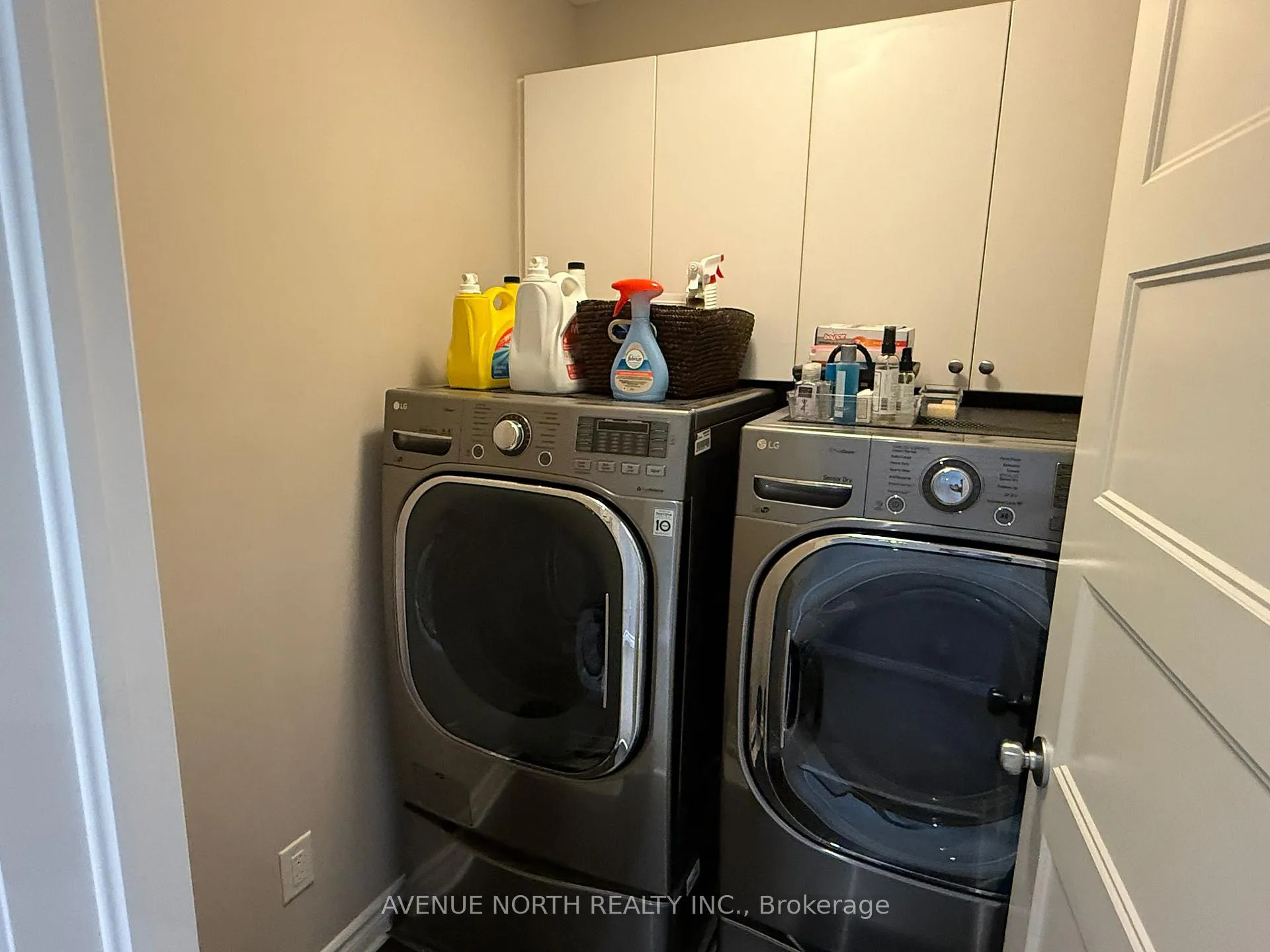 Photo 30 of 821 Cedar Creek Drive, Ottawa, Blossom Park/Kemp Park/Findlay Creek — HOMEH