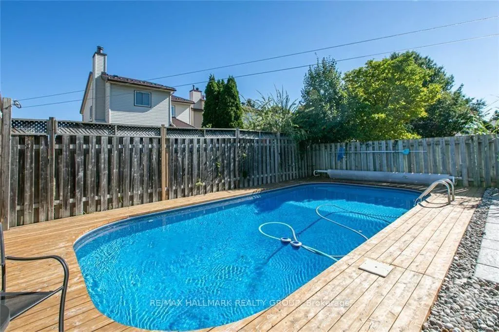 Photo 4 of 1488 Meadowbrook Road, Ottawa, Pineview — HOMEH