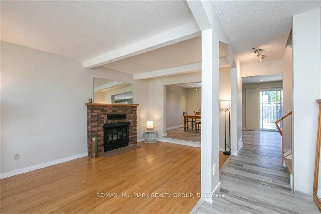 Photo 7 of 1488 Meadowbrook Road, Ottawa, Pineview — HOMEH
