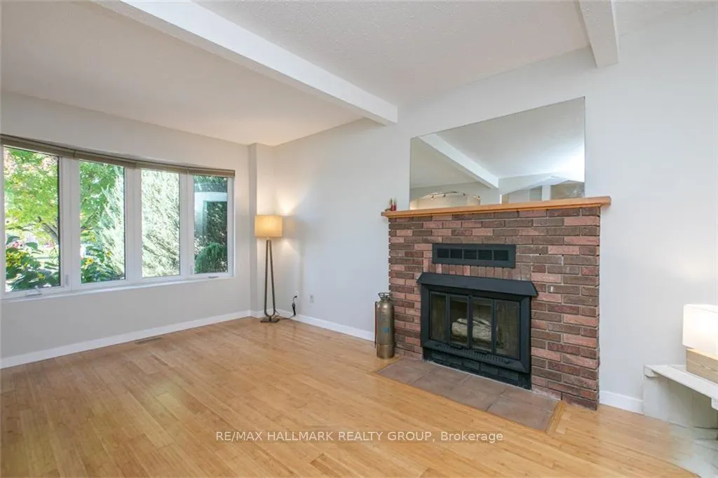 Photo 8 of 1488 Meadowbrook Road, Ottawa, Pineview — HOMEH