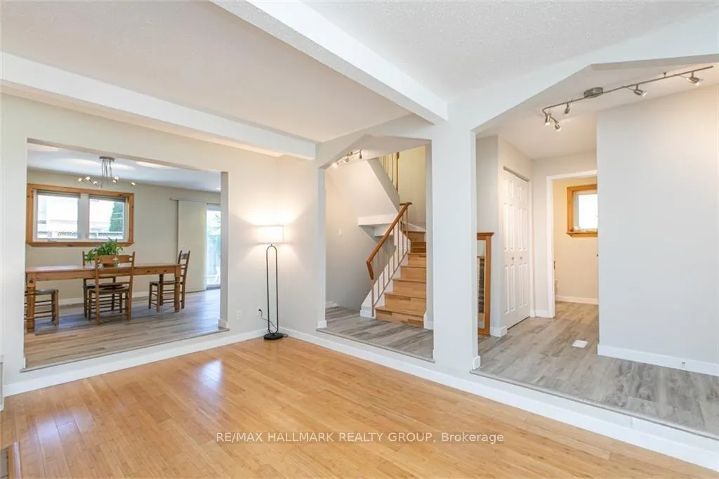 Photo 9 of 1488 Meadowbrook Road, Ottawa, Pineview — HOMEH
