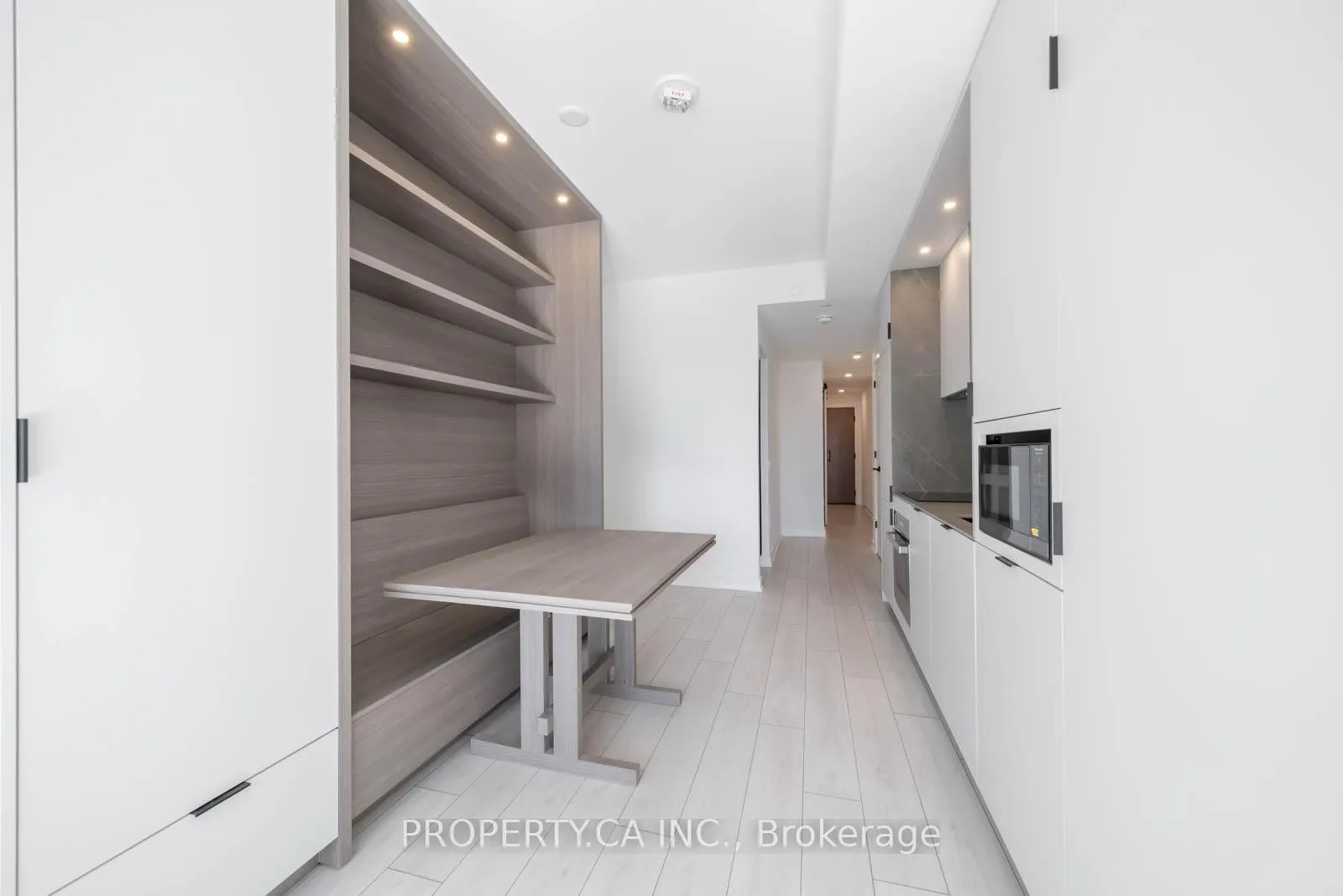 Photo 5 of Unit 1705, 55 Charles Street E, Toronto, Church-Yonge Corridor — HOMEH
