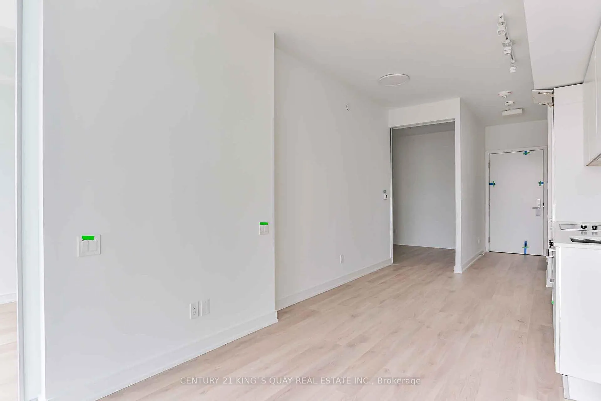Photo 4 of Unit 2913, 3 Gloucester Street, Toronto, Church-Yonge Corridor — HOMEH