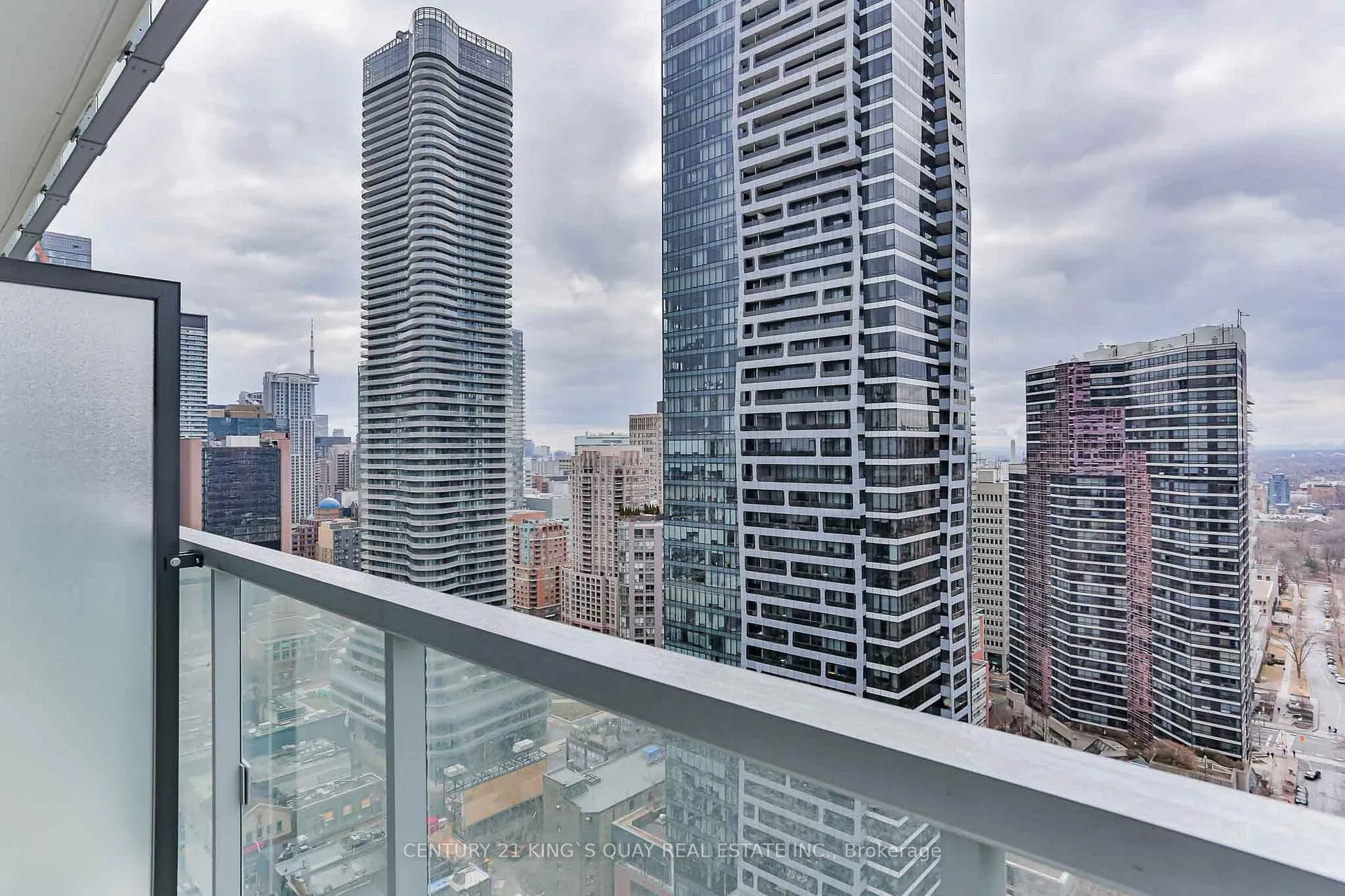 Photo 7 of Unit 2913, 3 Gloucester Street, Toronto, Church-Yonge Corridor — HOMEH