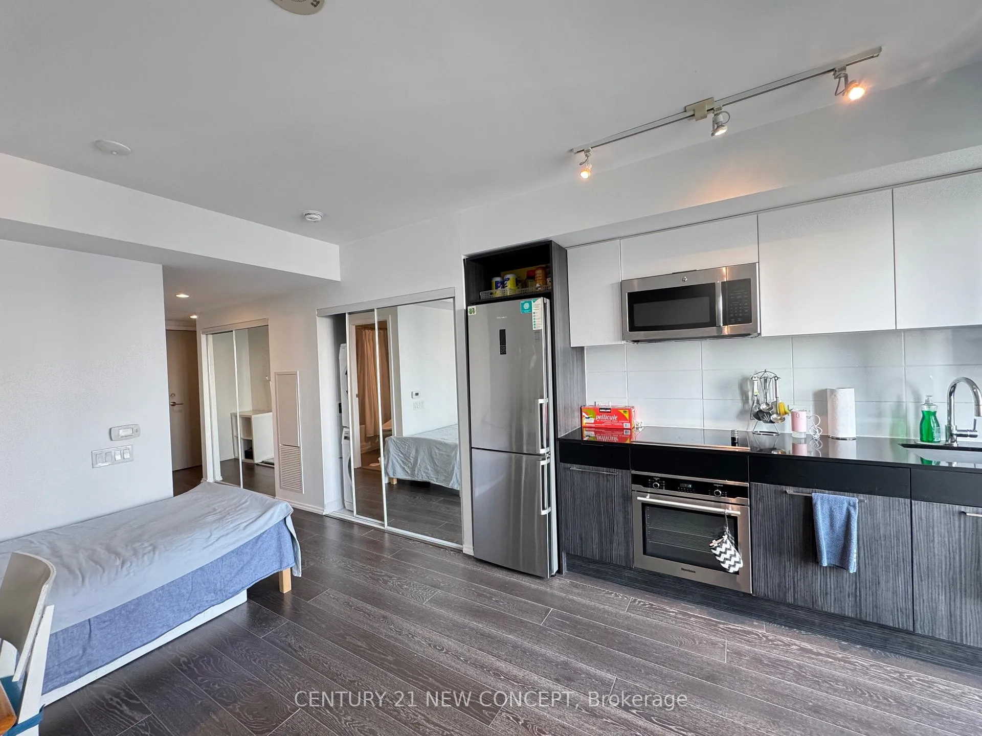 Photo 10 of Unit 1911, 68 Shuter Street, Toronto, Church-Yonge Corridor — HOMEH