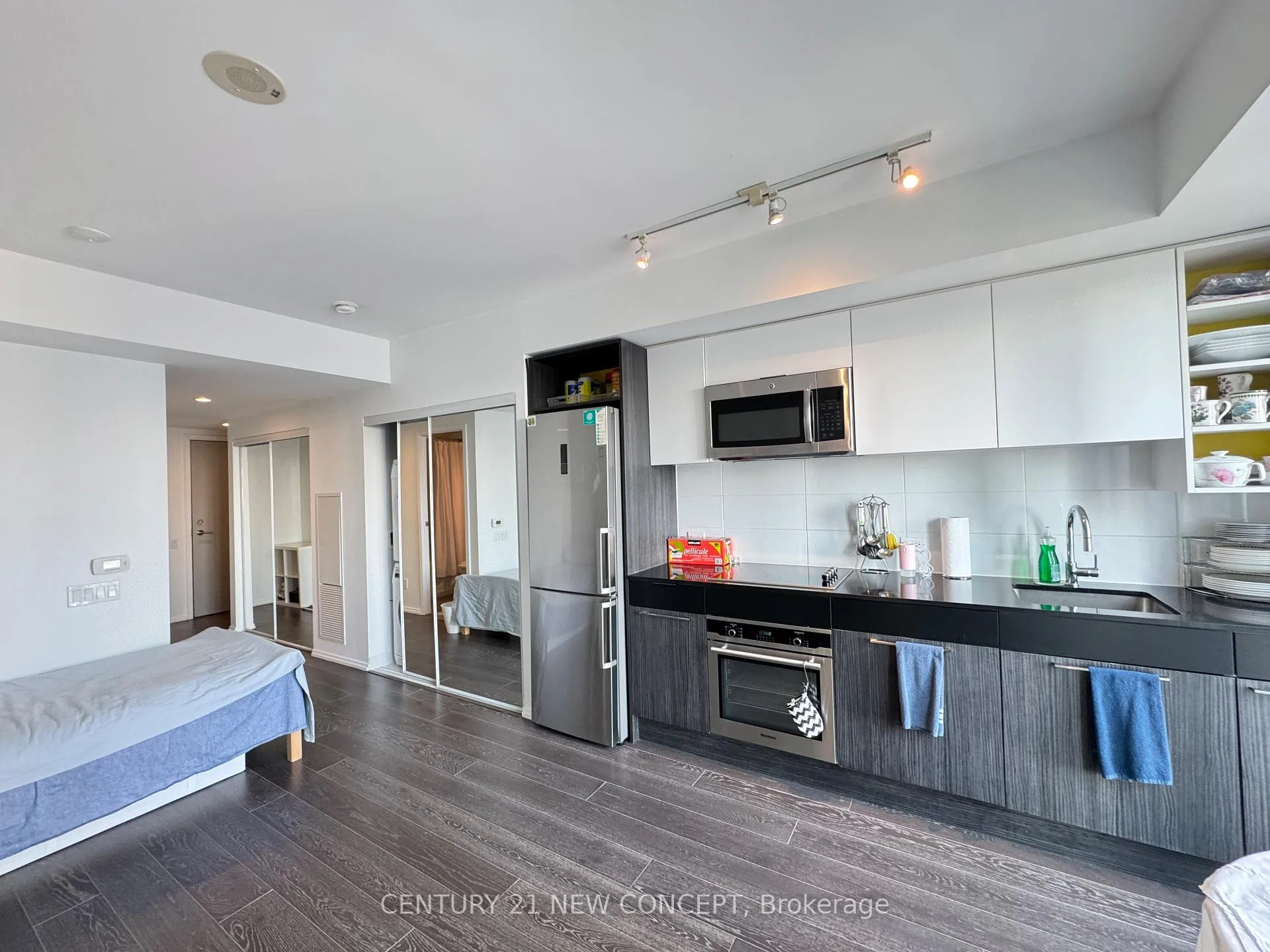 Photo 19 of Unit 1911, 68 Shuter Street, Toronto, Church-Yonge Corridor — HOMEH
