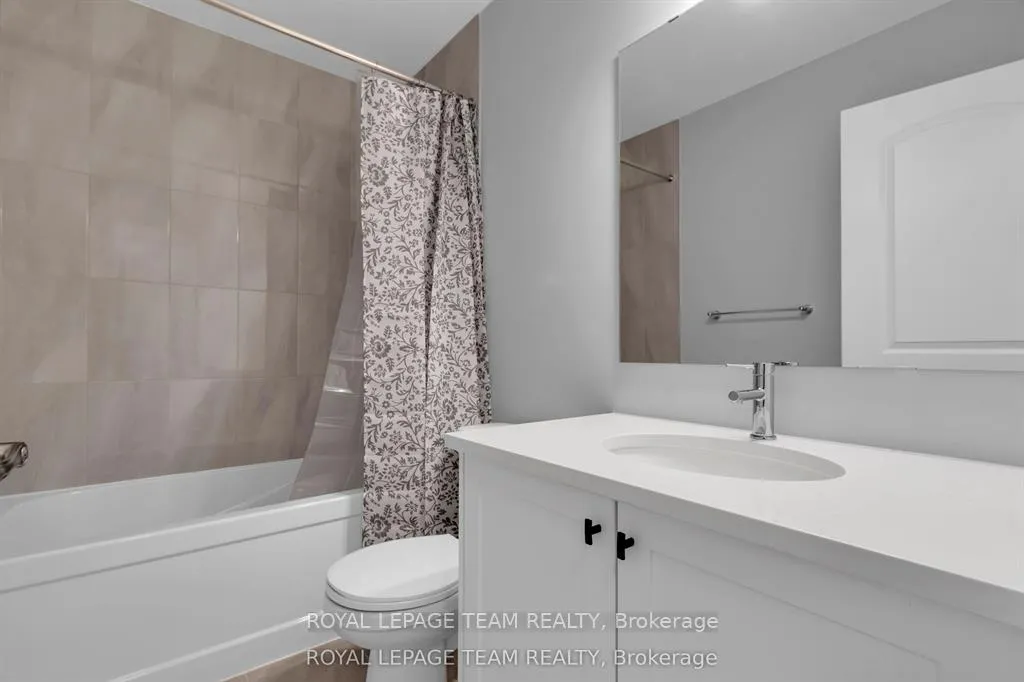 Photo 21 of 1004 Parnian Private, Ottawa, Barrhaven - Half Moon Bay — HOMEH