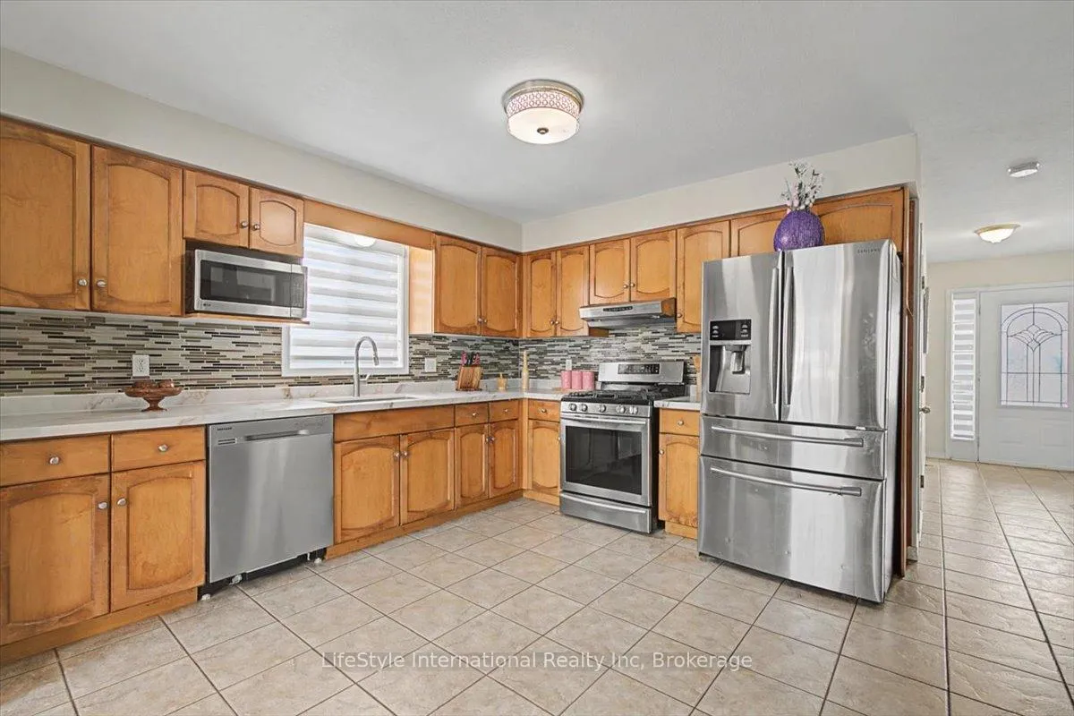 Photo 10 of 56 Raspberry Lane, Guelph, Grange Road — HOMEH