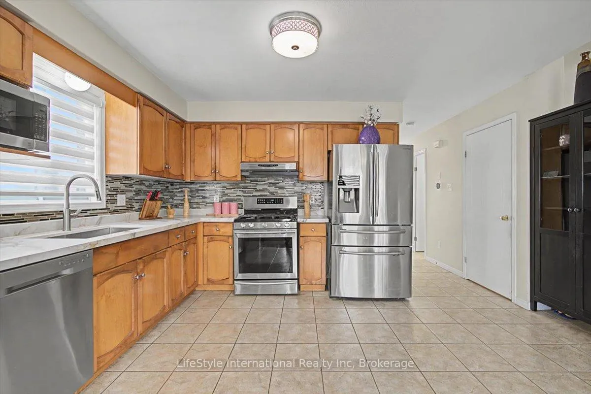 Photo 11 of 56 Raspberry Lane, Guelph, Grange Road — HOMEH