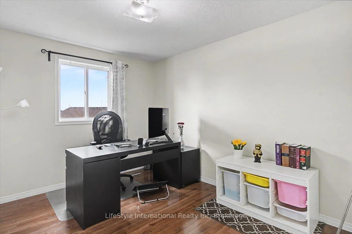 Photo 22 of 56 Raspberry Lane, Guelph, Grange Road — HOMEH