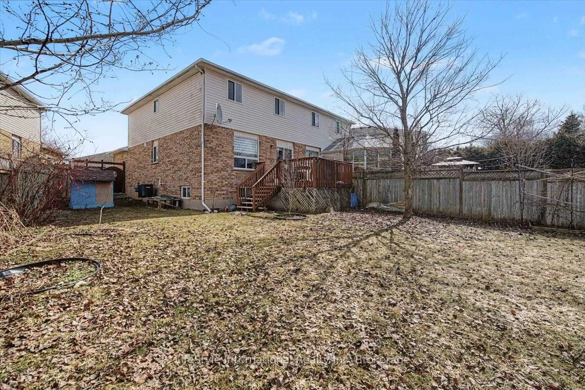 Photo 37 of 56 Raspberry Lane, Guelph, Grange Road — HOMEH