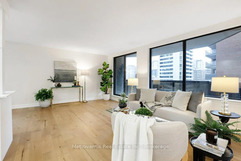 Photo 2 of Unit 708, 470 Laurier Avenue W, Ottawa, Ottawa Centre — HOMEH