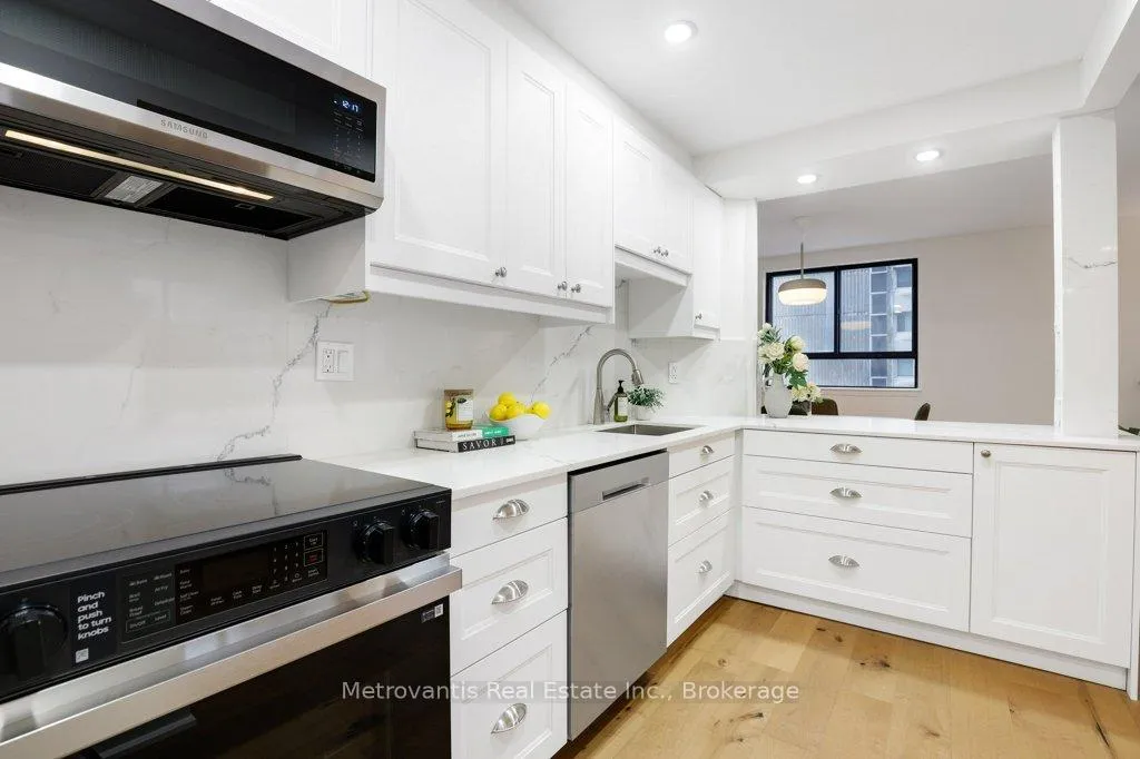 Photo 6 of Unit 708, 470 Laurier Avenue W, Ottawa, Ottawa Centre — HOMEH