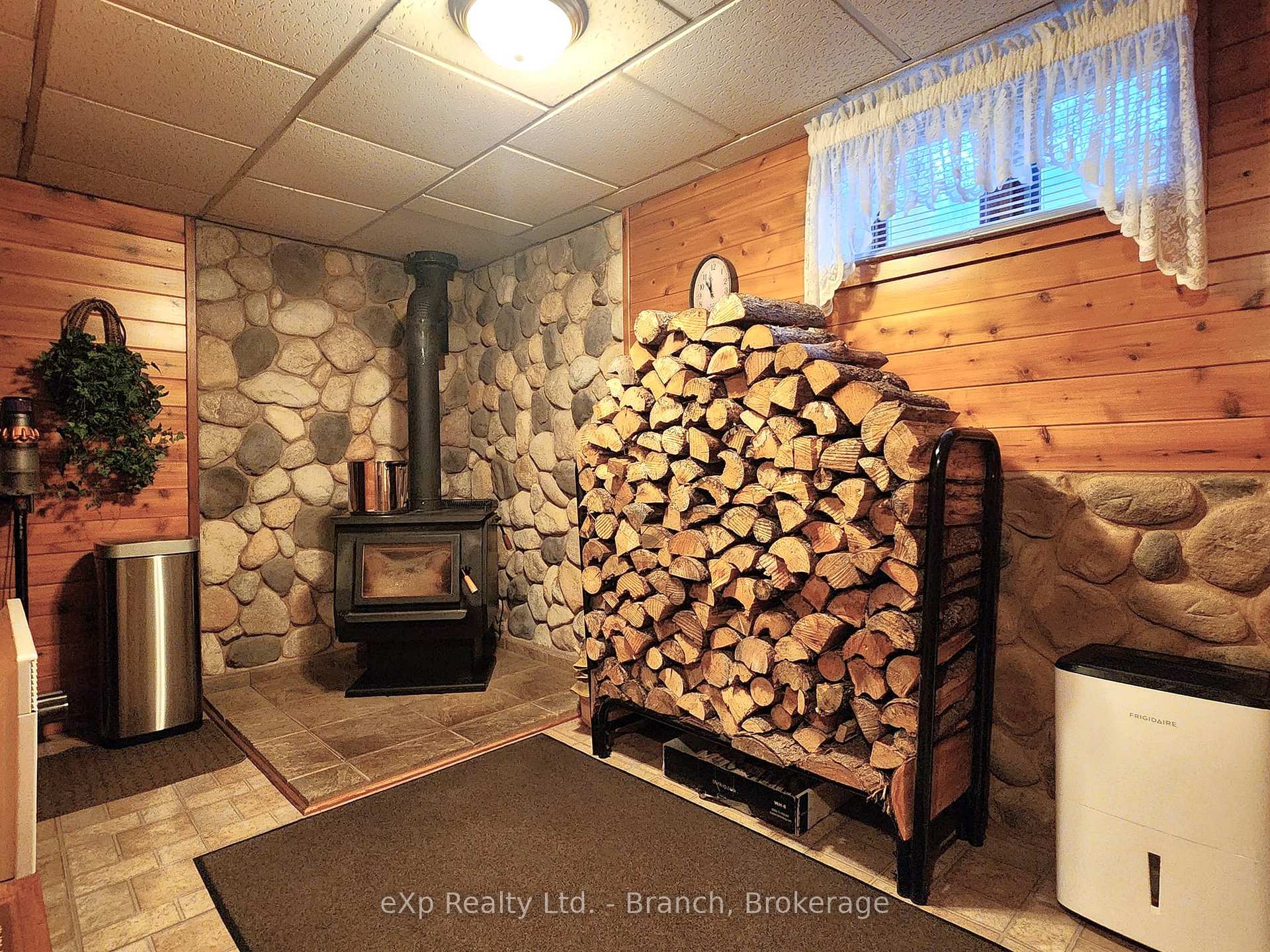 Photo 32 of 1158 Fantham Road, Kapuskasing — HOMEH