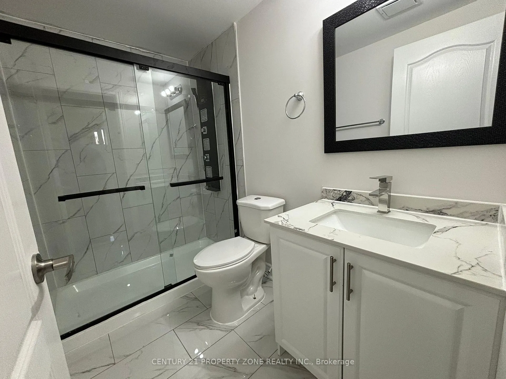 Photo 8 of 61 Hawtrey Road, Brampton, Northwest Brampton — HOMEH