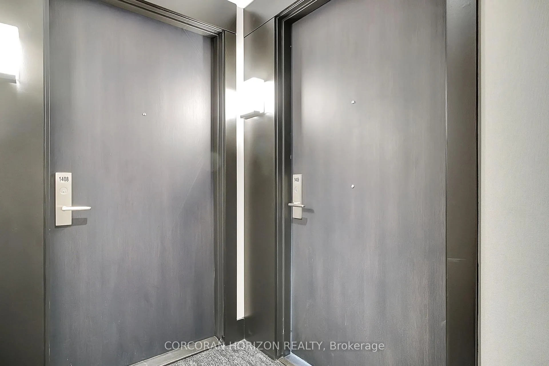 Photo 8 of Unit 1409, 55 Duke Street W, Kitchener — HOMEH