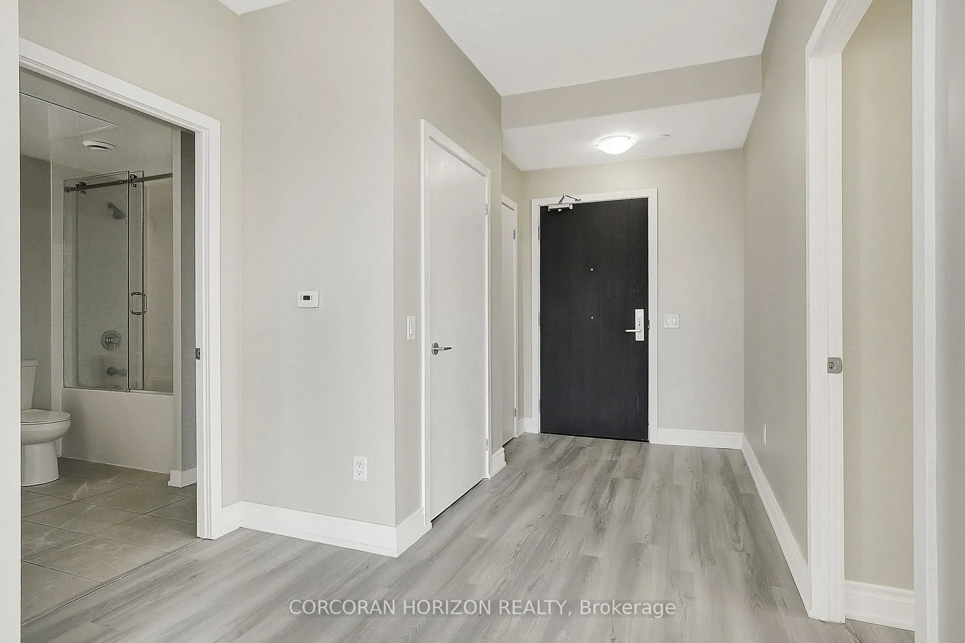 Photo 9 of Unit 1409, 55 Duke Street W, Kitchener — HOMEH