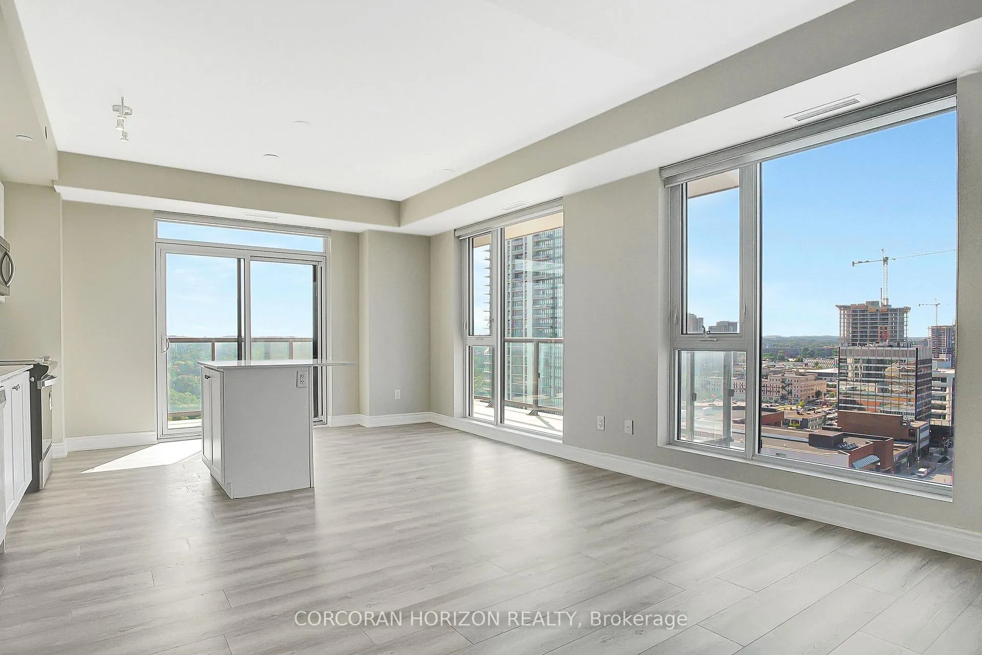 Photo 12 of Unit 1409, 55 Duke Street W, Kitchener — HOMEH