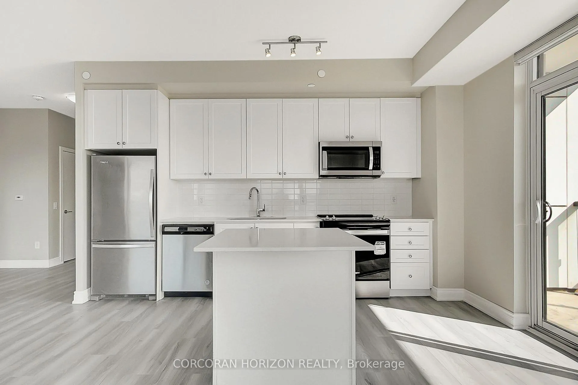 Photo 14 of Unit 1409, 55 Duke Street W, Kitchener — HOMEH