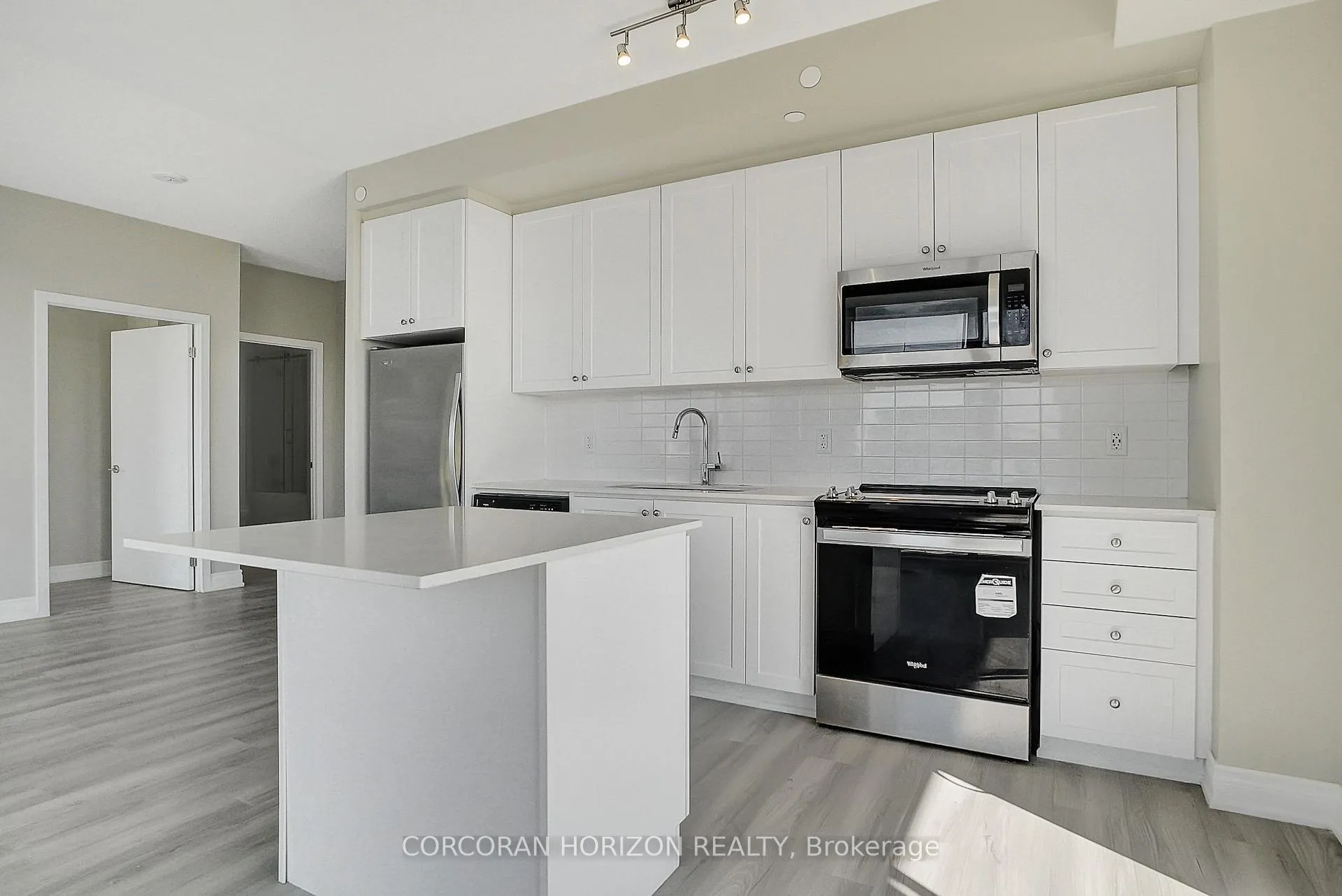 Photo 15 of Unit 1409, 55 Duke Street W, Kitchener — HOMEH