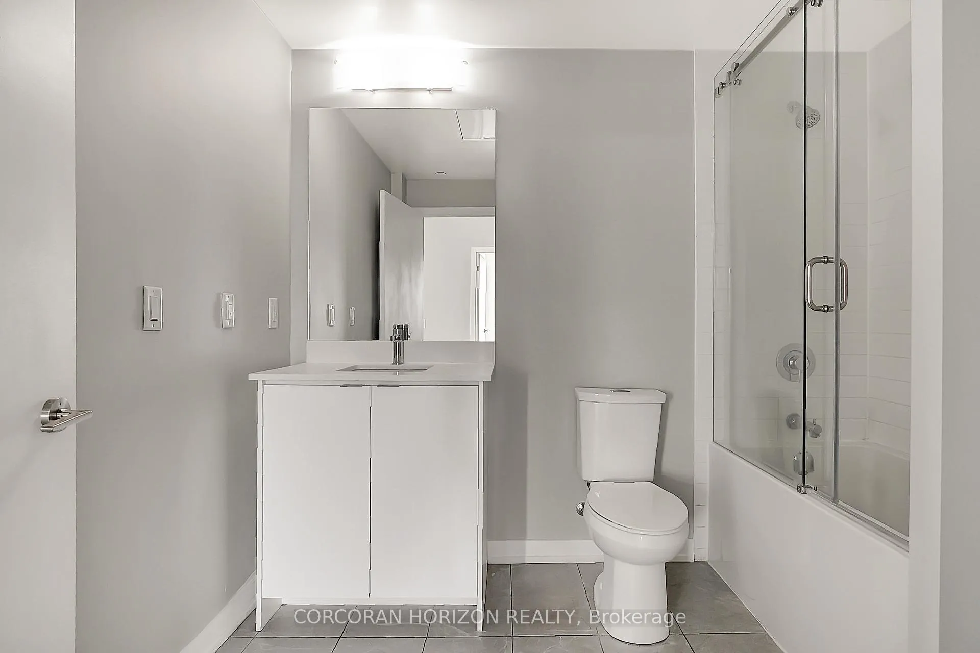Photo 23 of Unit 1409, 55 Duke Street W, Kitchener — HOMEH