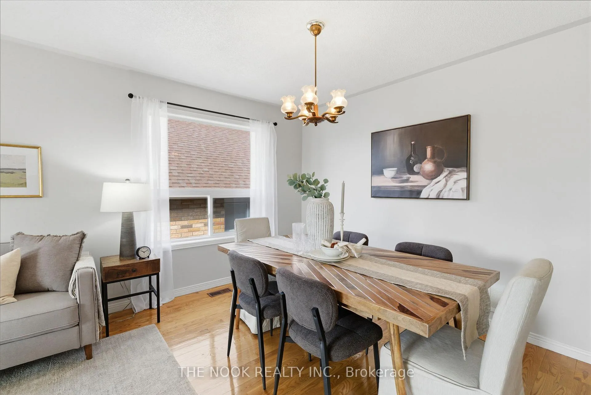 Photo 8 of 1461 Greenvalley Trail, Oshawa, Taunton — HOMEH