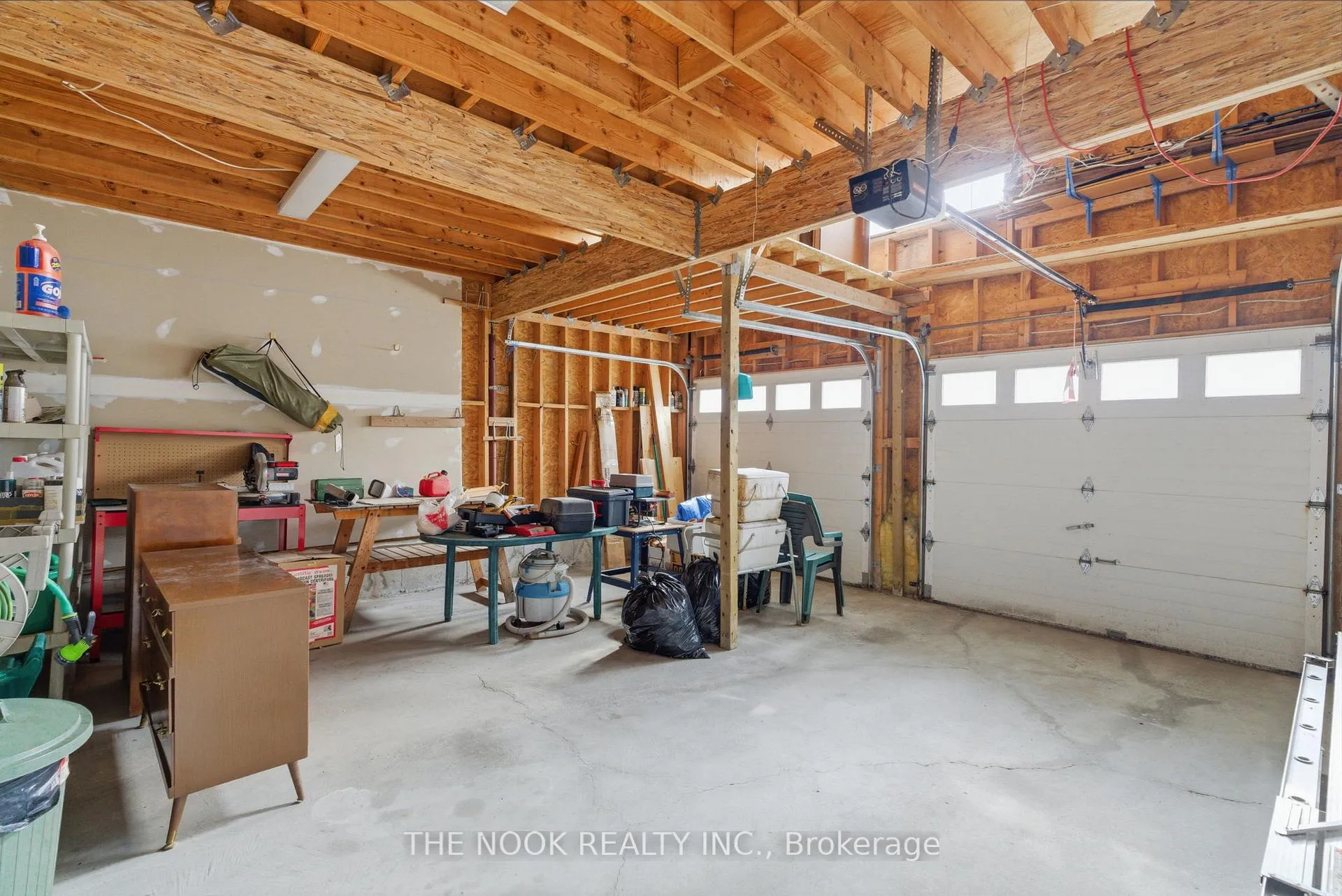 Photo 31 of 1461 Greenvalley Trail, Oshawa, Taunton — HOMEH
