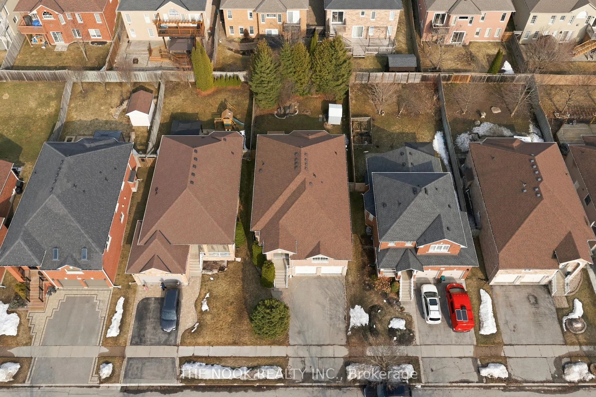 Photo 33 of 1461 Greenvalley Trail, Oshawa, Taunton — HOMEH