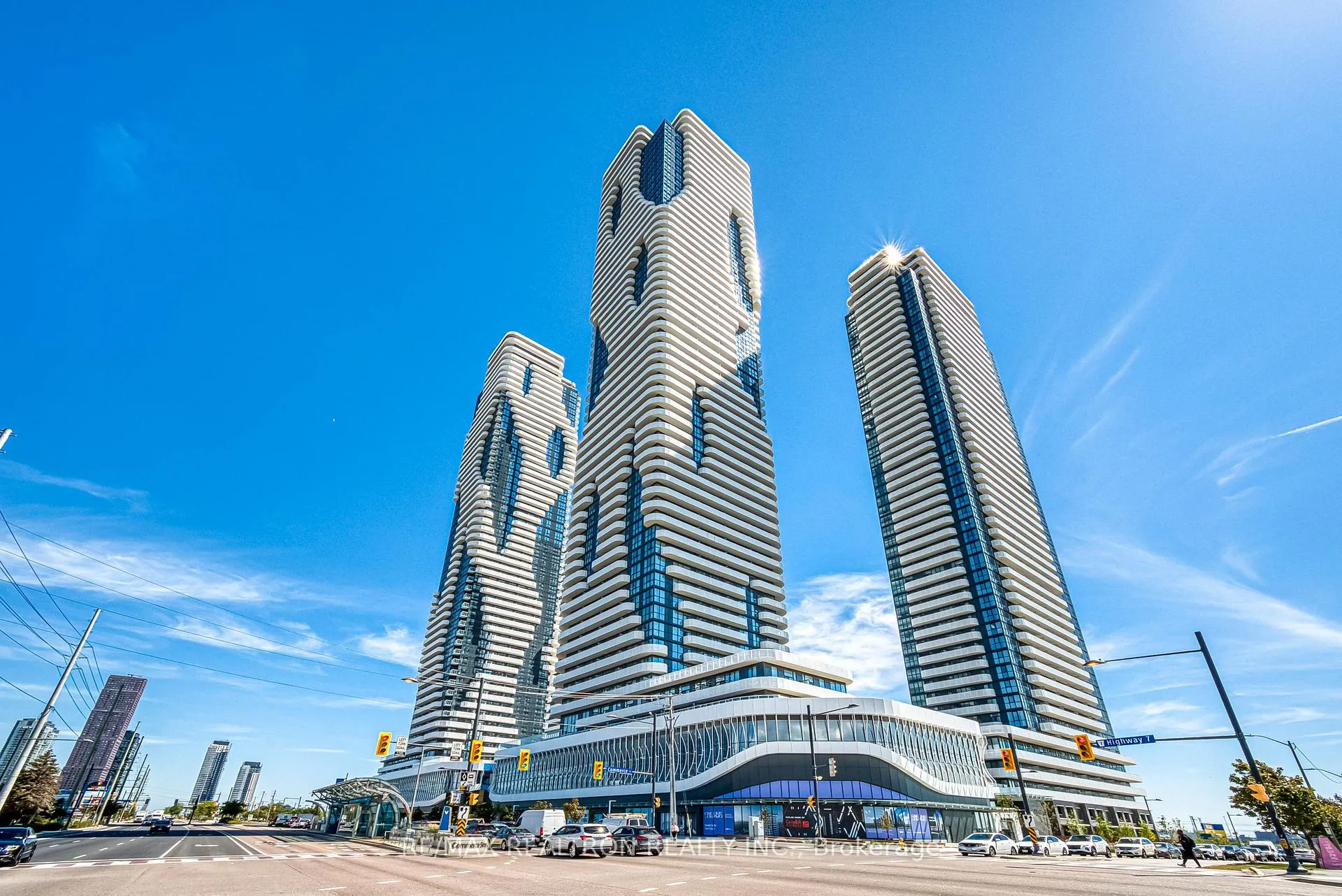Photo 1 of Unit 5501, 8 Interchange Way, Vaughan, Vaughan Corporate Centre — HOMEH