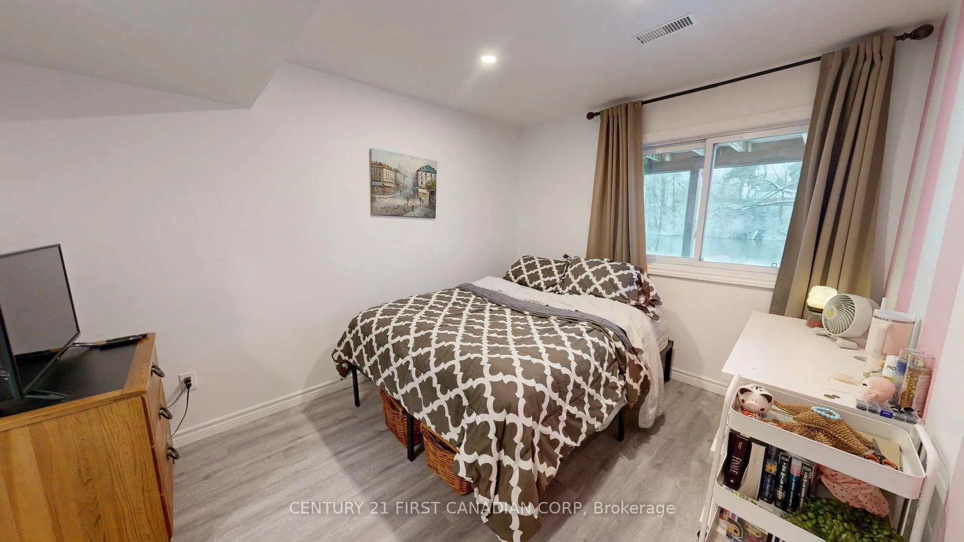 Photo 32 of 4379 Catherine Street, Thames Centre, Rural Thames Centre — HOMEH