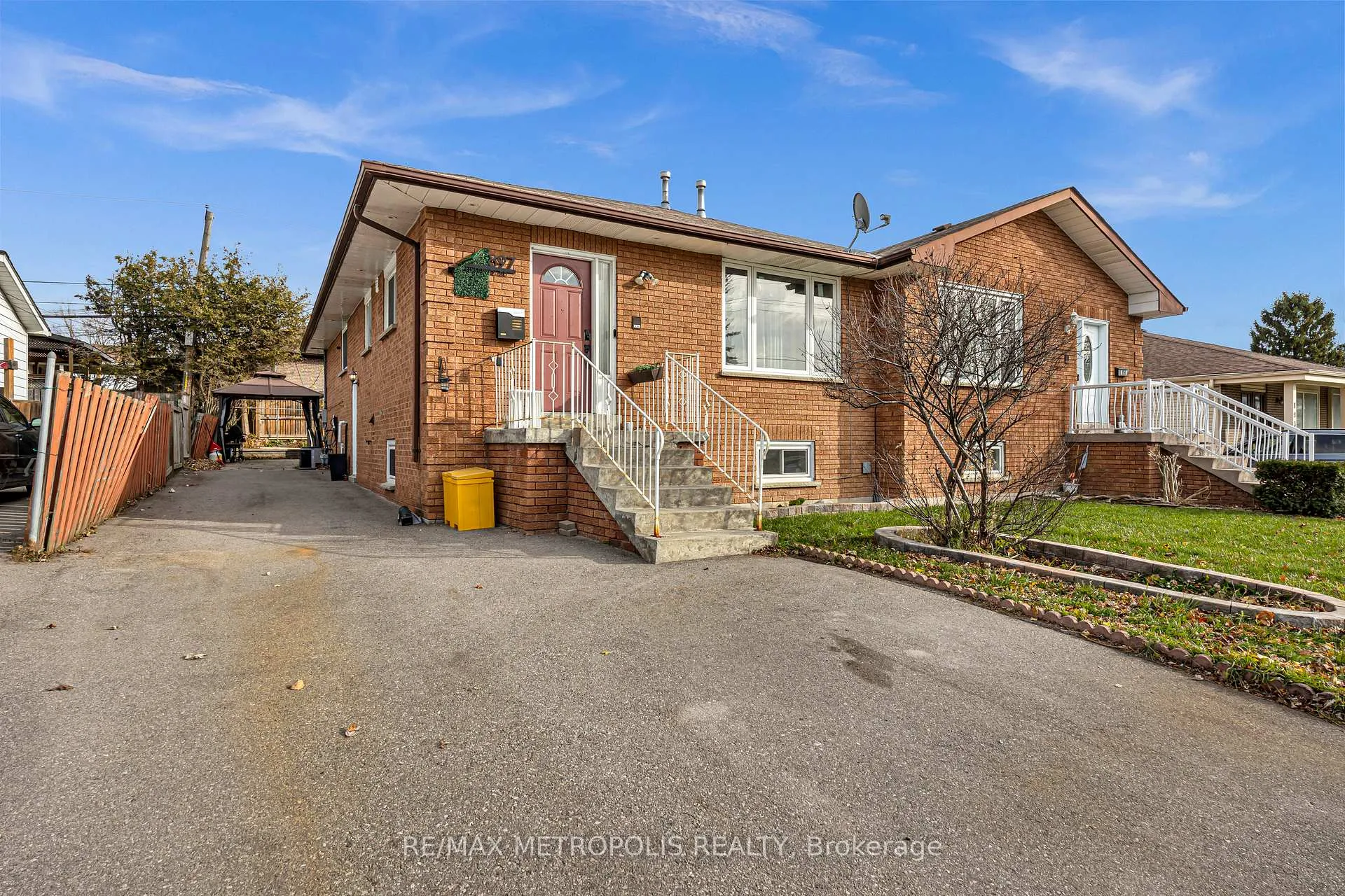 Photo 1 of Unit MAIN, 897 Liverpool Road, Pickering, Bay Ridges — HOMEH
