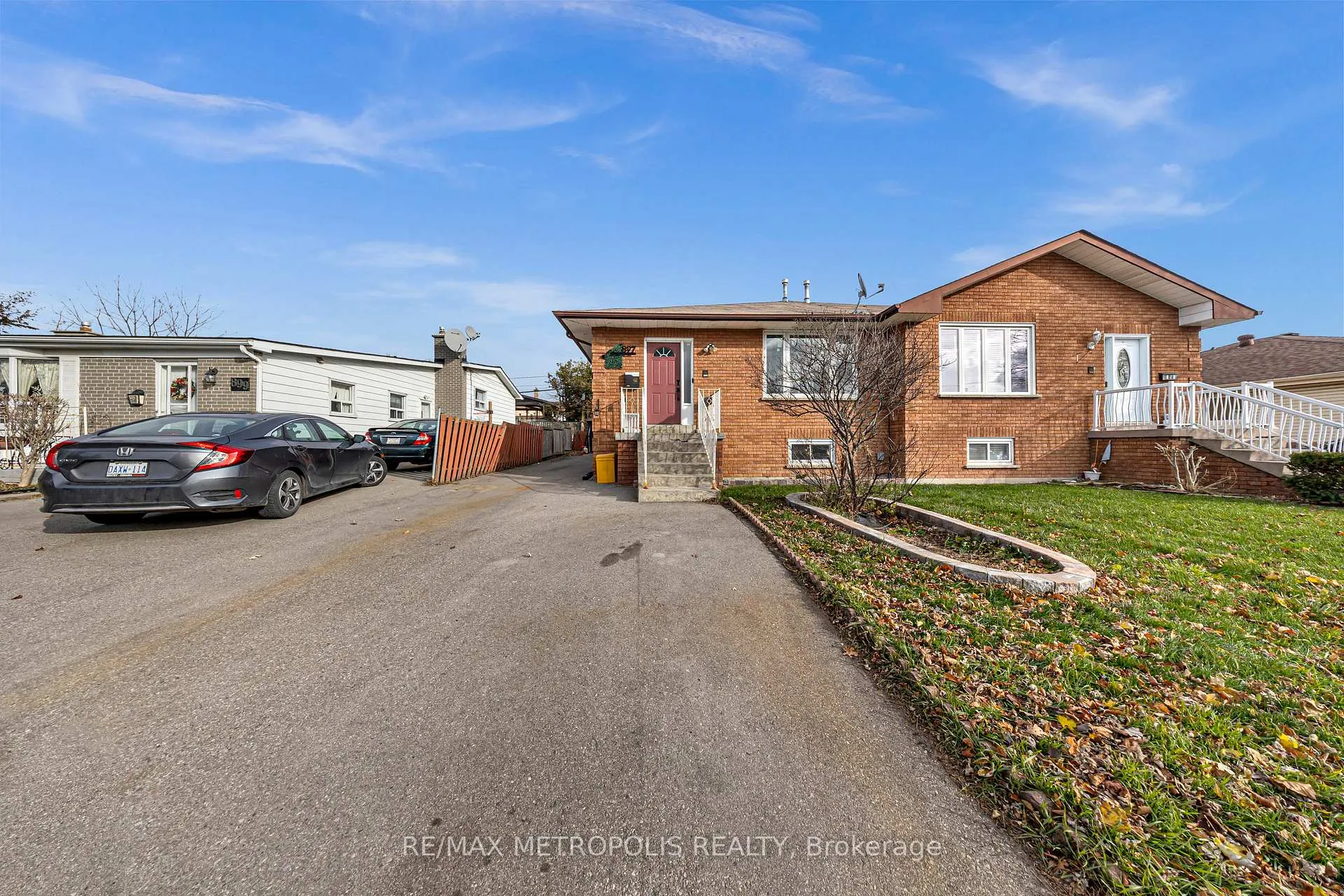 Photo 2 of Unit MAIN, 897 Liverpool Road, Pickering, Bay Ridges — HOMEH
