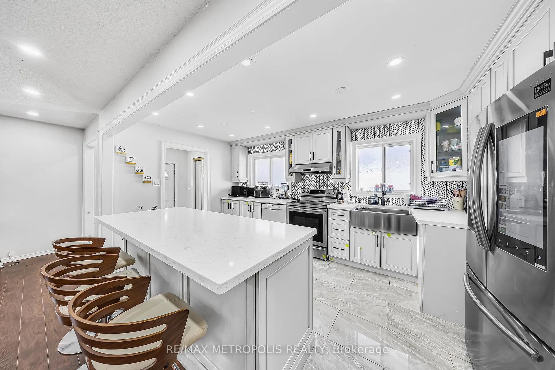 Photo 10 of Unit MAIN, 897 Liverpool Road, Pickering, Bay Ridges — HOMEH