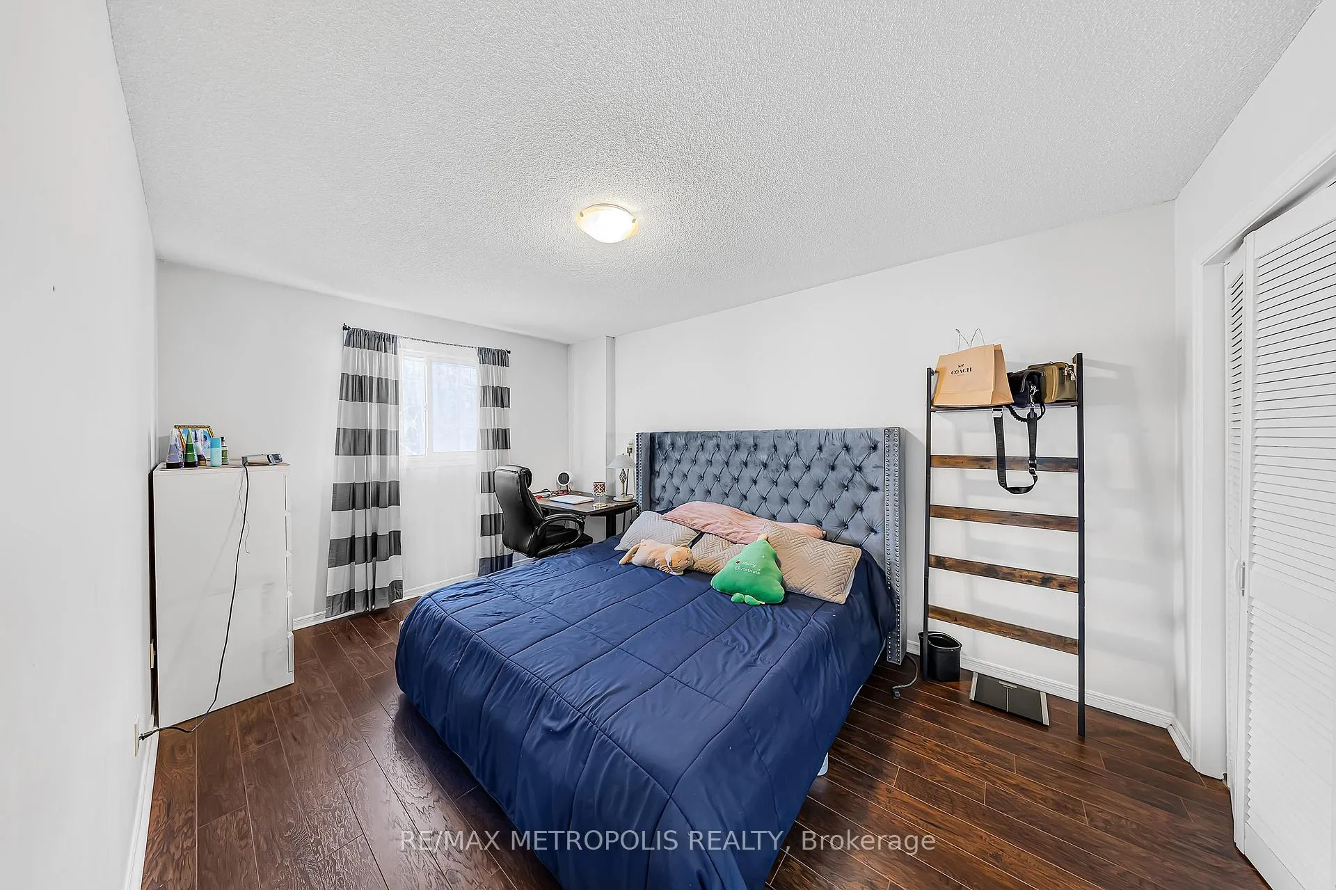 Photo 17 of Unit MAIN, 897 Liverpool Road, Pickering, Bay Ridges — HOMEH