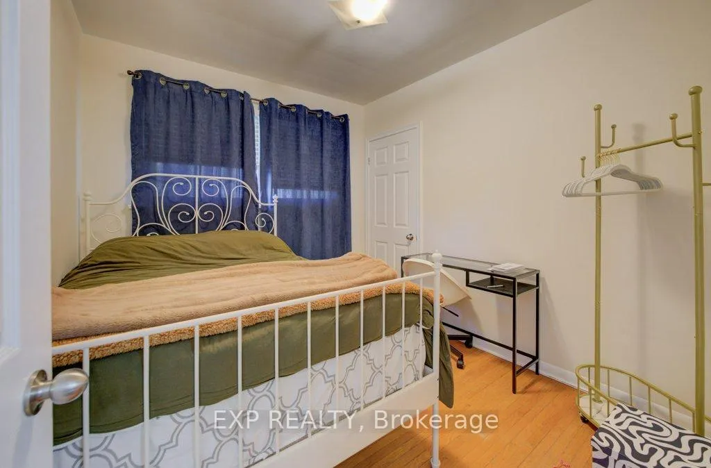 Photo 6 of 8568 Champlain Drive, Niagara Falls, Chippawa — HOMEH