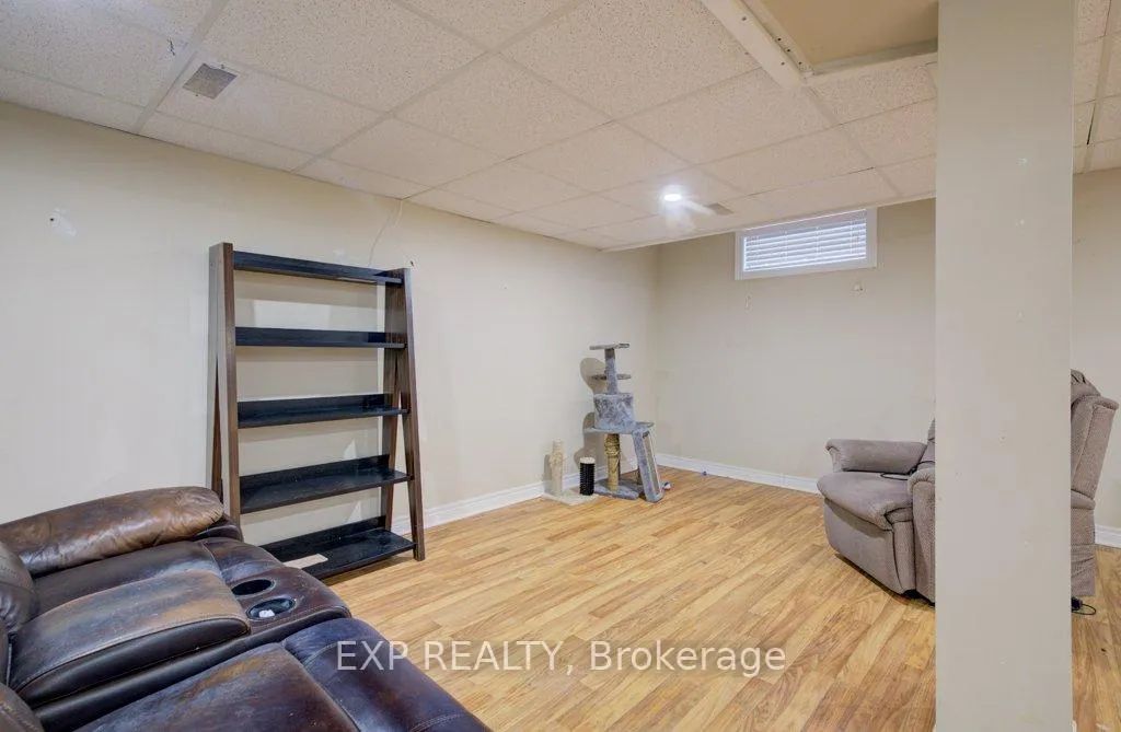 Photo 12 of 8568 Champlain Drive, Niagara Falls, Chippawa — HOMEH