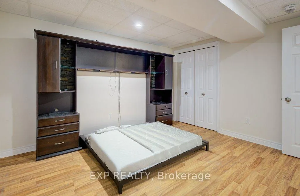 Photo 13 of 8568 Champlain Drive, Niagara Falls, Chippawa — HOMEH