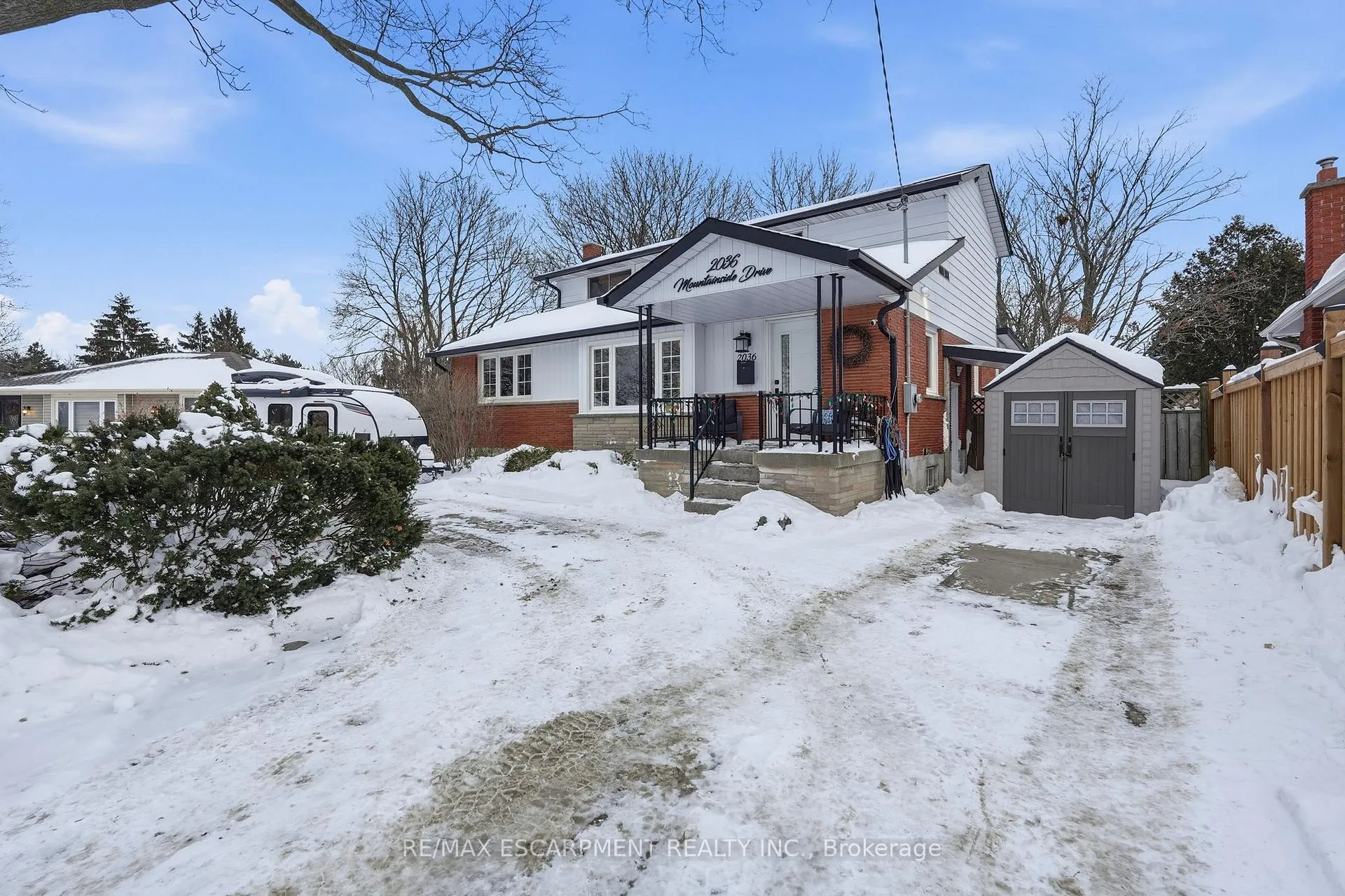 Photo 4 of 2036 Mountainside Drive, Burlington, Mountainside — HOMEH