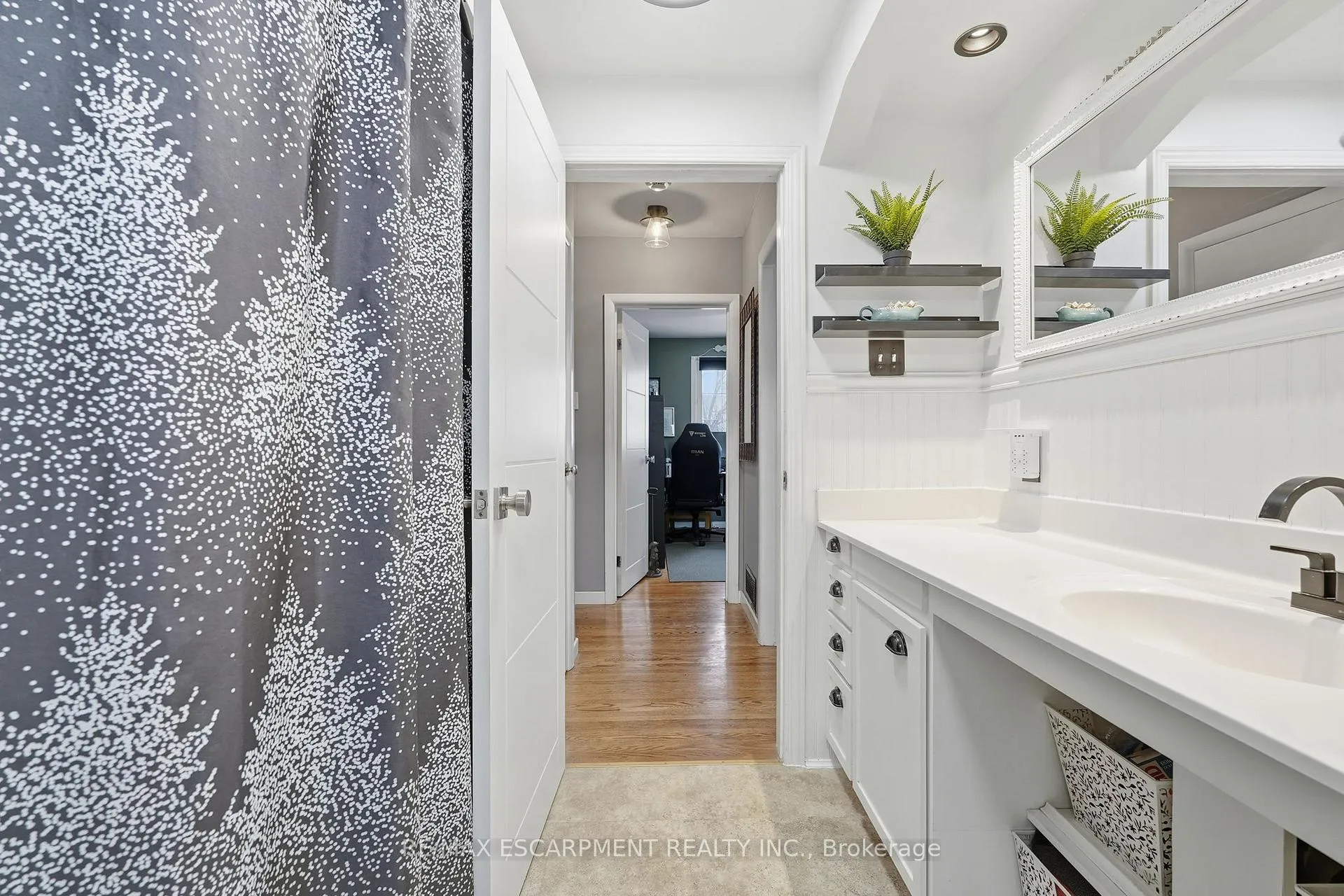 Photo 24 of 2036 Mountainside Drive, Burlington, Mountainside — HOMEH