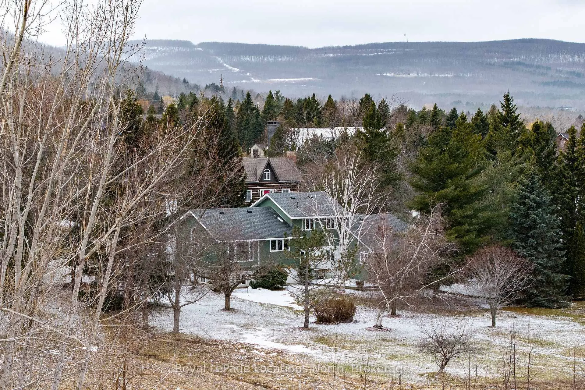 Photo 2 of 26 Oslerview Drive, Clearview, Rural Clearview — HOMEH